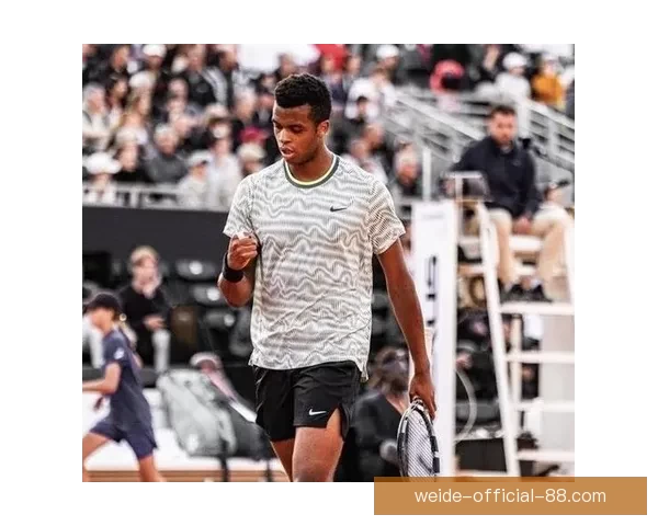 费塞特回应与斯瓦泰克分手罗伊格遭前弟子公开吐槽引热议